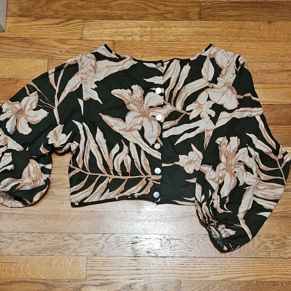 Elegant Floral Button-Up Blouse